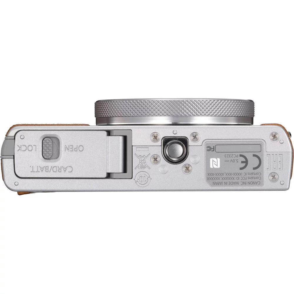 Canon PowerShot G9 X Mark II Digital 20.1MP Camera + EXT BAT + Flash - 32GB Kit