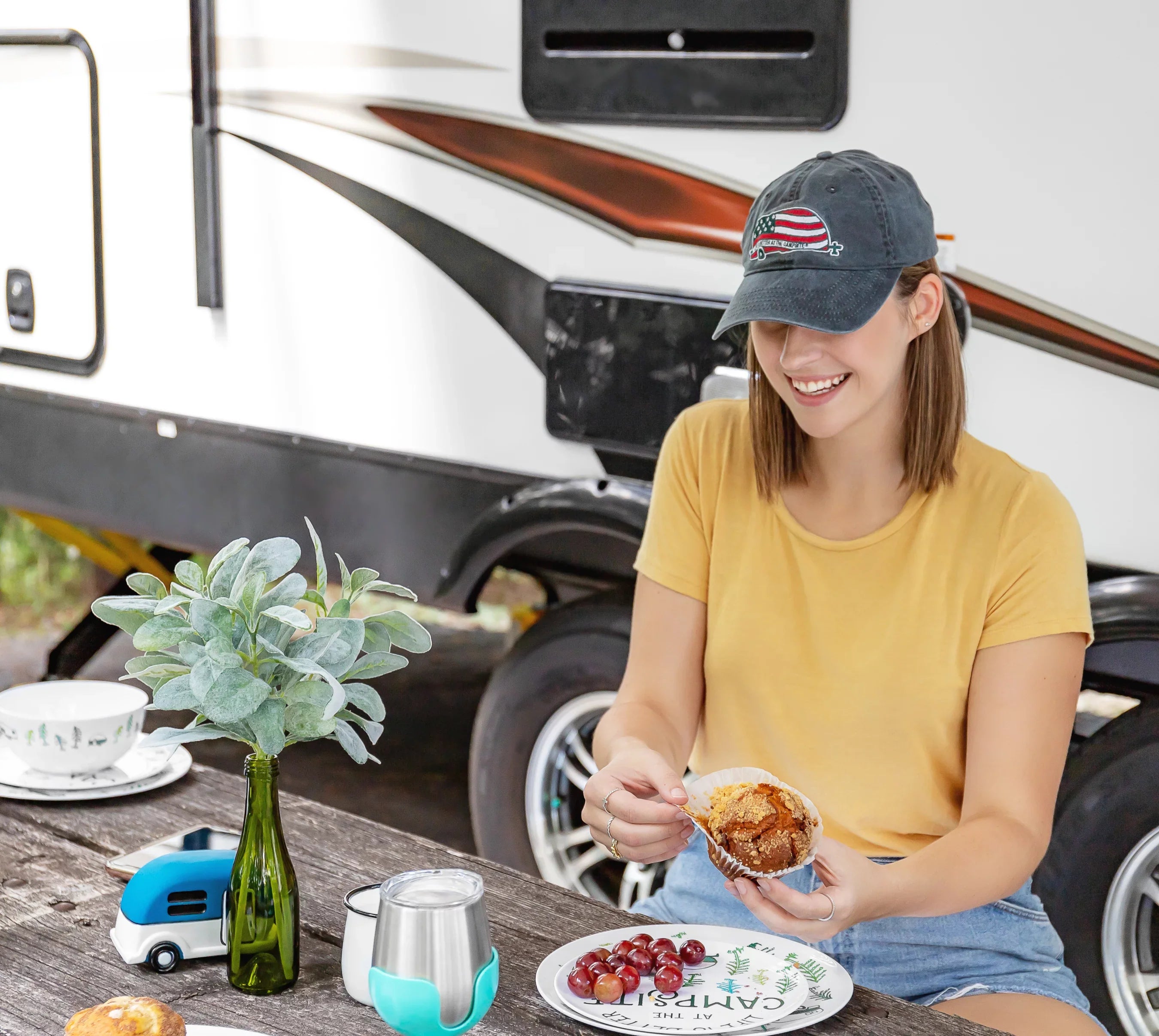 Camco Life is Better at the Campsite Wine Tumblers | Features a Vacuum Insulated Kitchen Grade 18/8 Stainless Steel Construction, 4 Colorful Removable Stems, and Comes in a 8oz Size (53068)