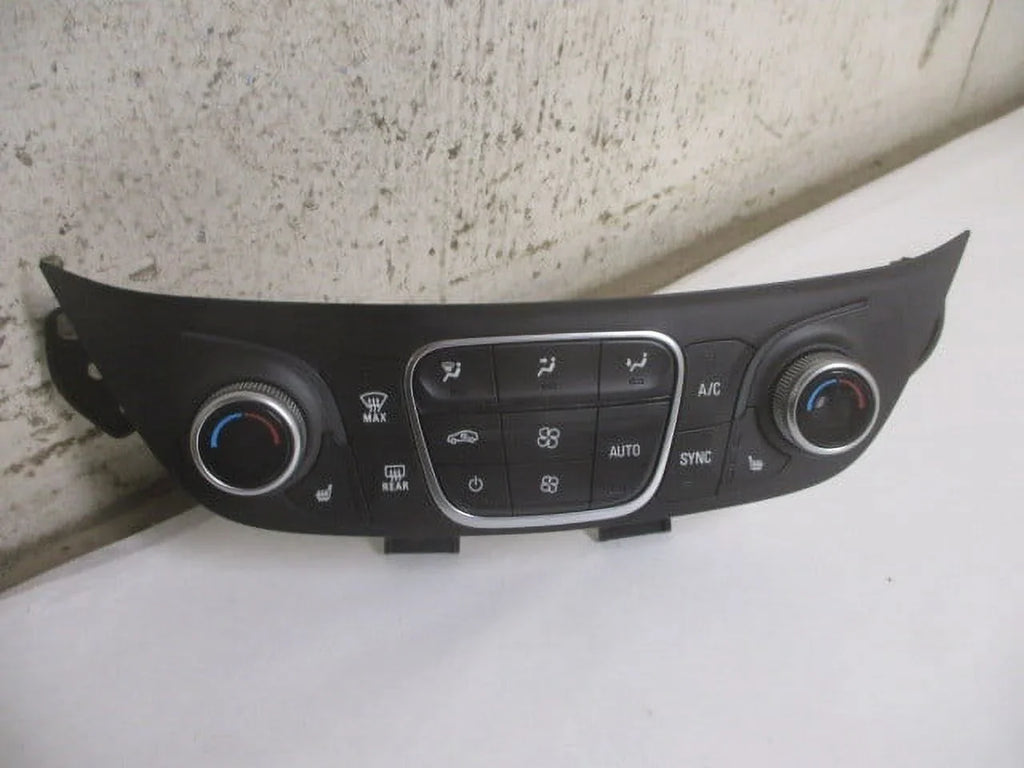 Pre-Owned 20 21 22 Chevrolet Equinox Automatic Climate AC Heater Temperature Control OEM (Good)