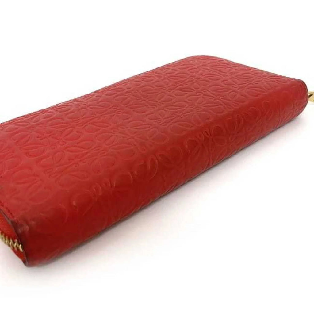 Pre-Owned Loewe Round Long Wallet Red Gold Repeat Anagram 107N55.F13 Leather GP LOEWE Embossed Women's (Good)