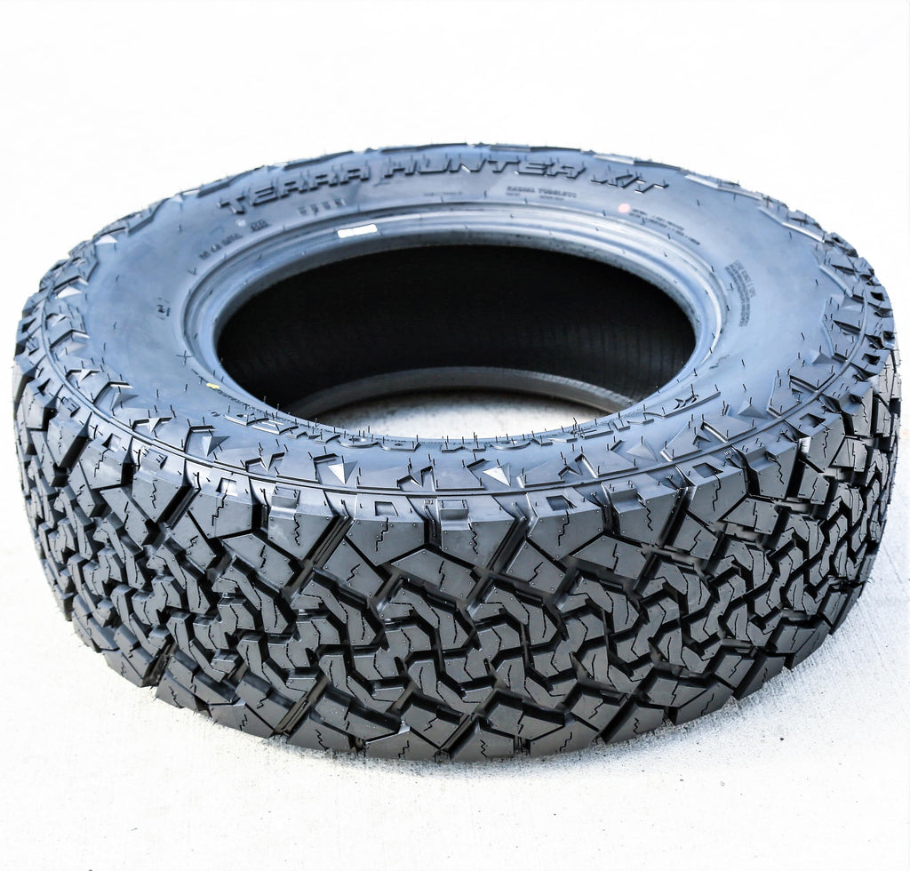 Venom Power Terra Hunter X/T 265/65R17 112T SL 17 inch Tire