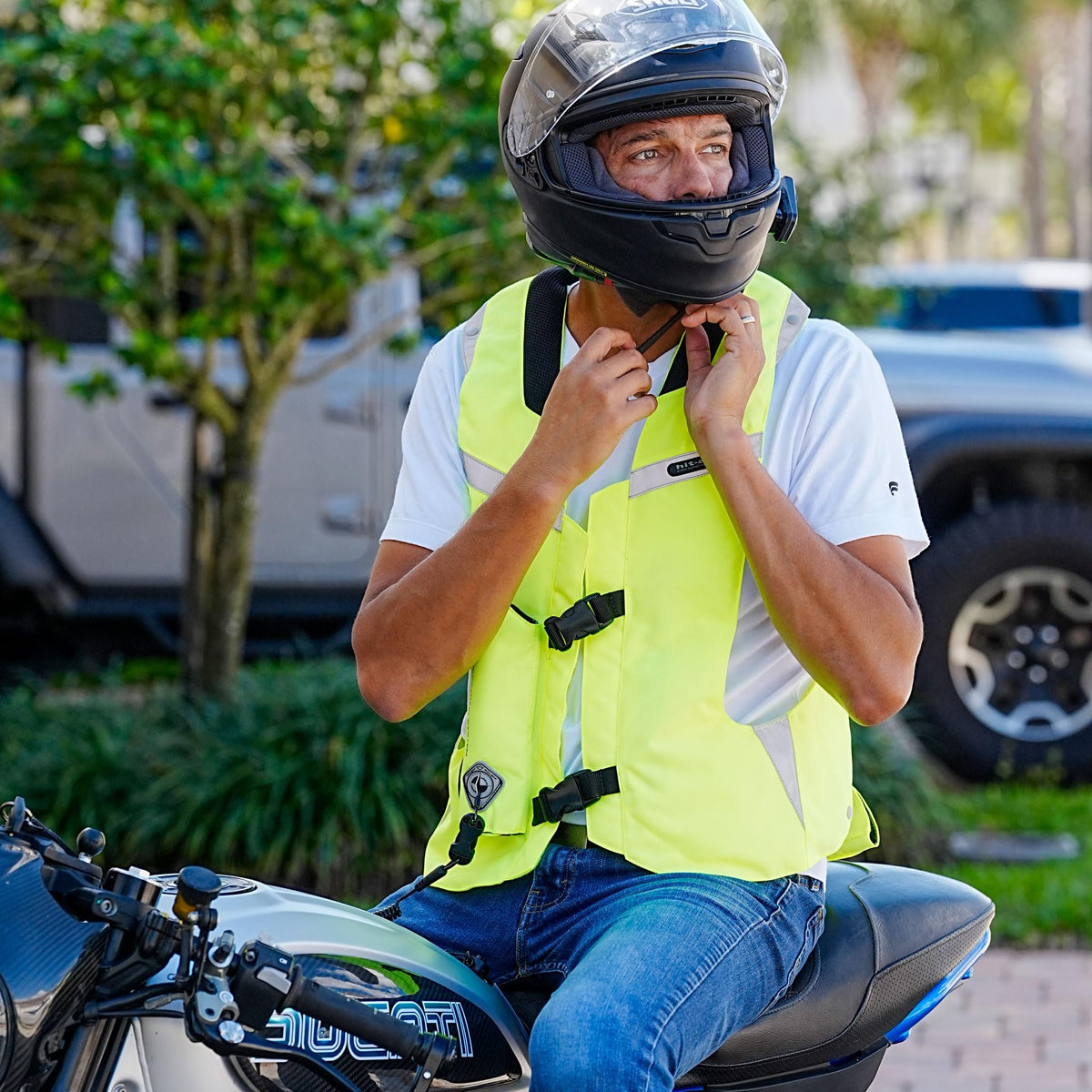 Hit-Air MLV Motorcycle Airbag Vest, Automatic CO2 Deployment