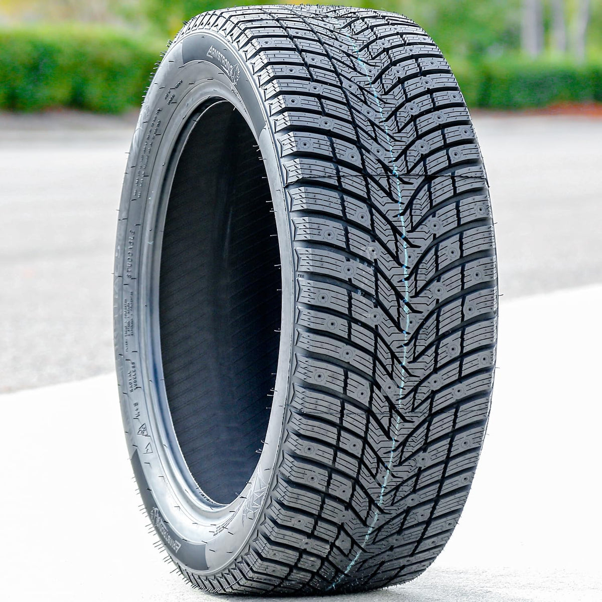 Armstrong Ski-Trac S 225/65R17 106T XL Touring 17 inch Tire