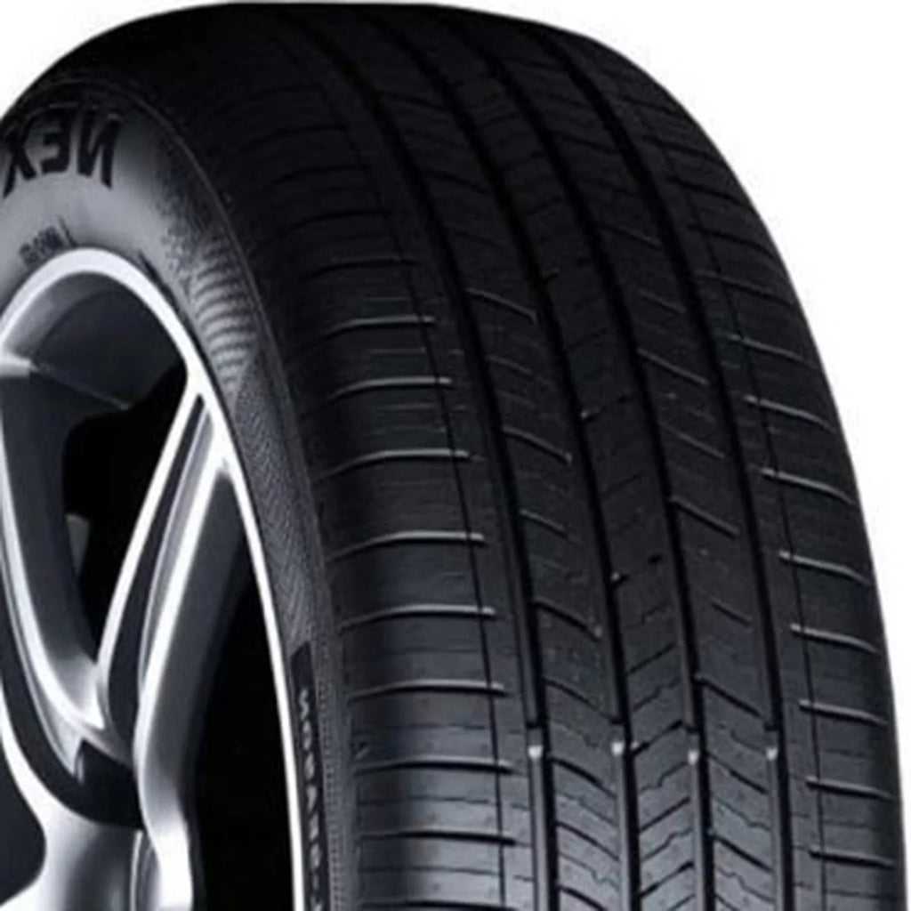 Nexen N'Priz S Touring 215/55R17 94V Passenger Tire