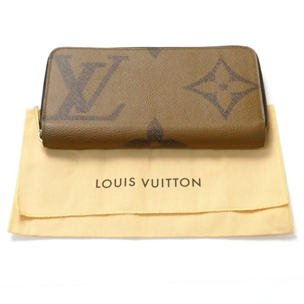 Pre-Owned LOUIS VUITTON Monogram Giant Long Wallet Round Zipper Zippy M69353 Unisex (Good)