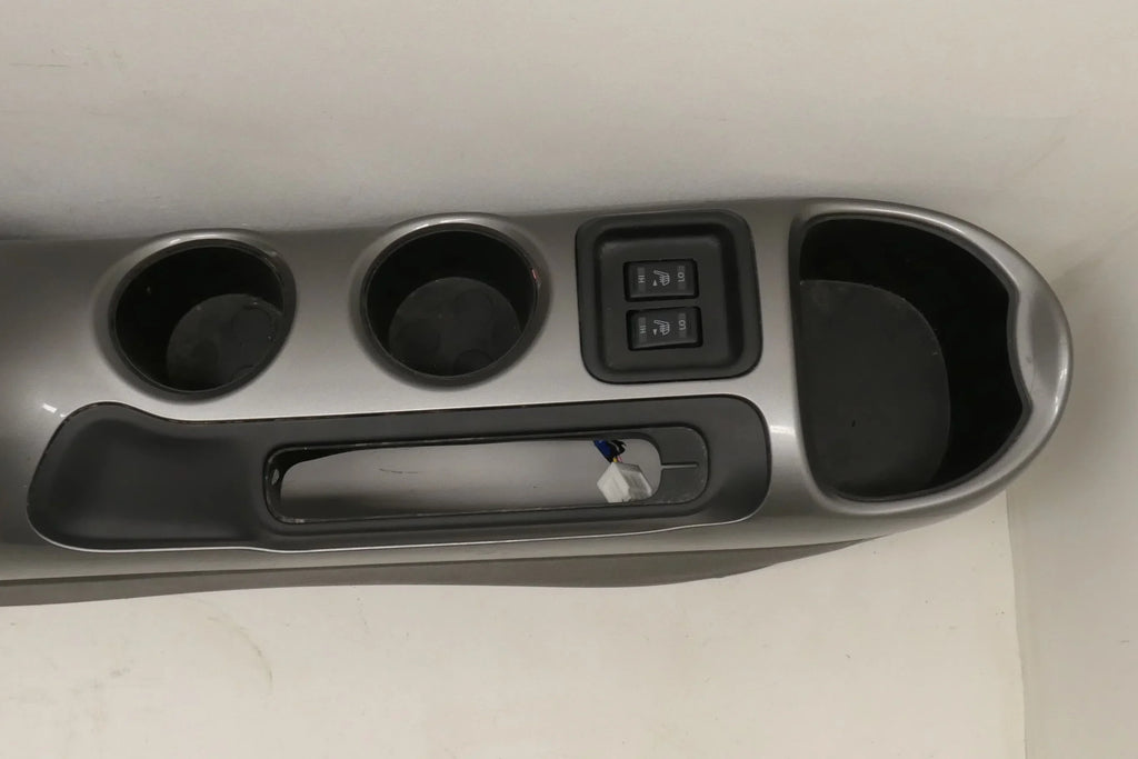 Pre-Owned 2011 12 13 14 15 16 17 Nisan Juke Center Console OEM (Good)